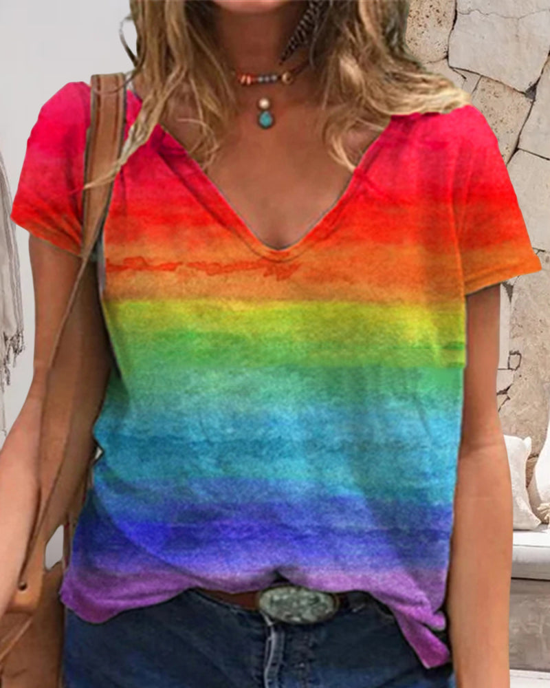 Vielseitiges Regenbogen-T-Shirt mit V-Ausschnitt für jeden Tag