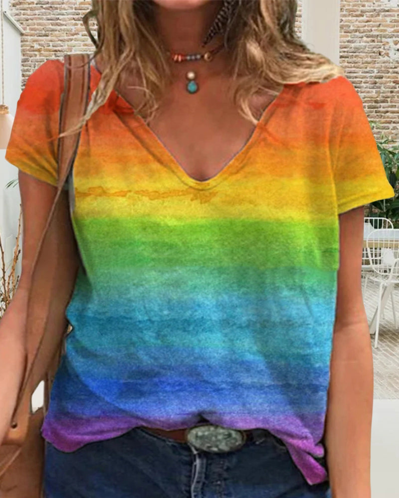 Vielseitiges Regenbogen-T-Shirt mit V-Ausschnitt für jeden Tag